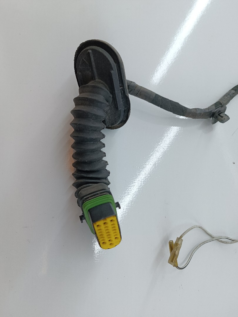 Instalação eléctrica porta trás direita RENAULT LAGUNA II Grandtour (KG0/1_) | 01 - 07 Imagem-2