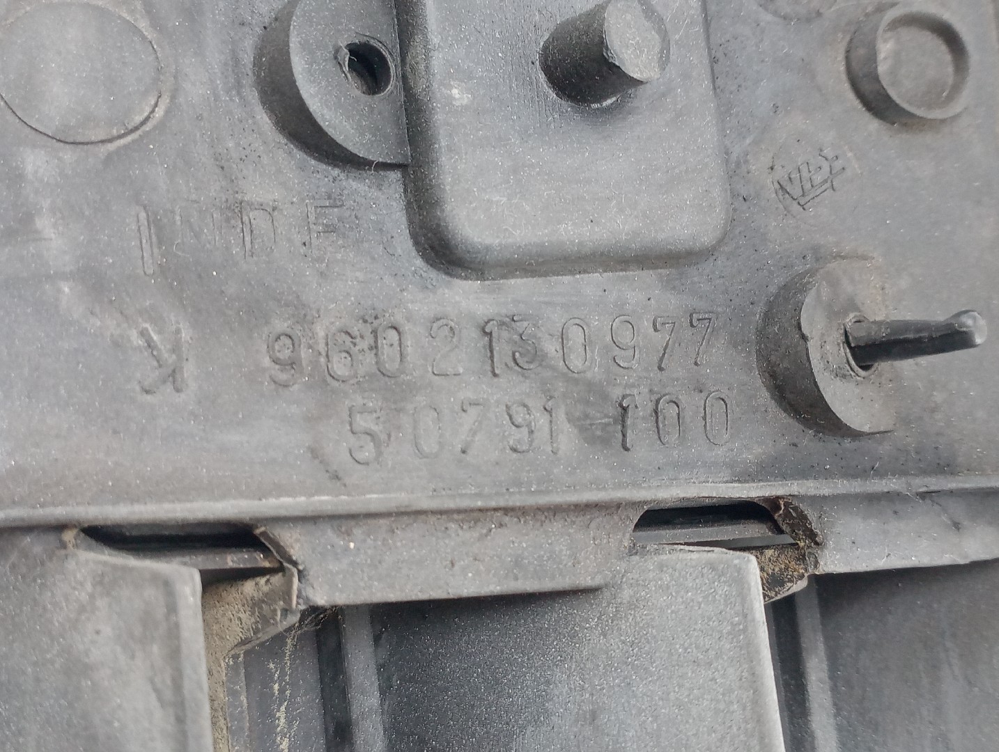 Grelha da Frente PEUGEOT 309 Caixa/Hatchback (10S, 3S) | 85 - 93 Imagem-3