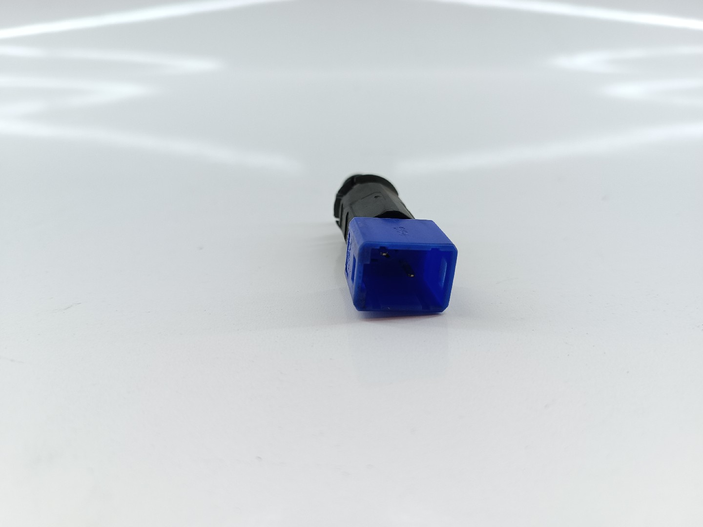 Sensor do pedal de embraiagem RENAULT LAGUNA II Grandtour (KG0/1_) | 01 - 07