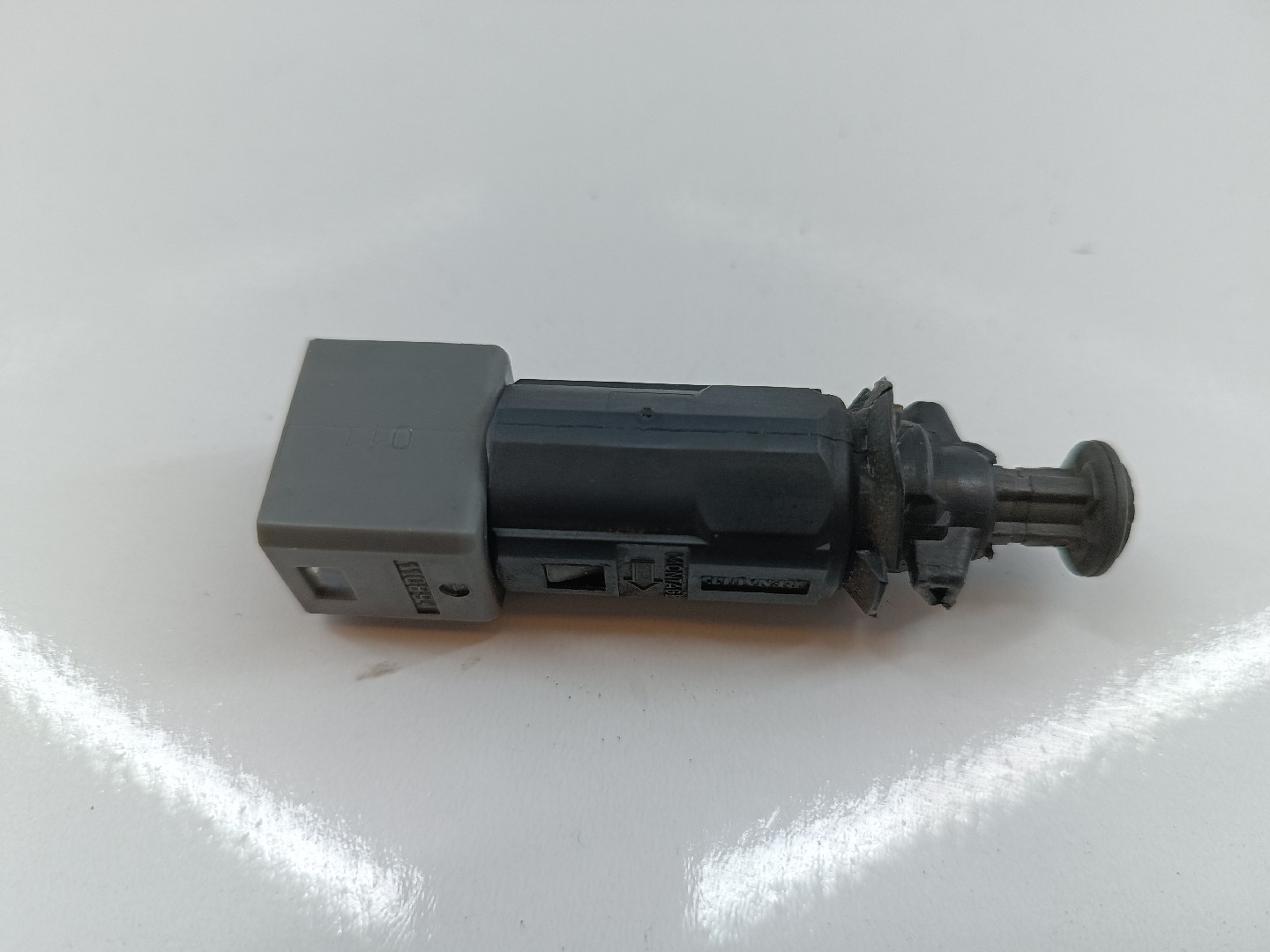 Sensor do pedal de travão RENAULT LAGUNA II Grandtour (KG0/1_) | 01 - 07 Imagem-2
