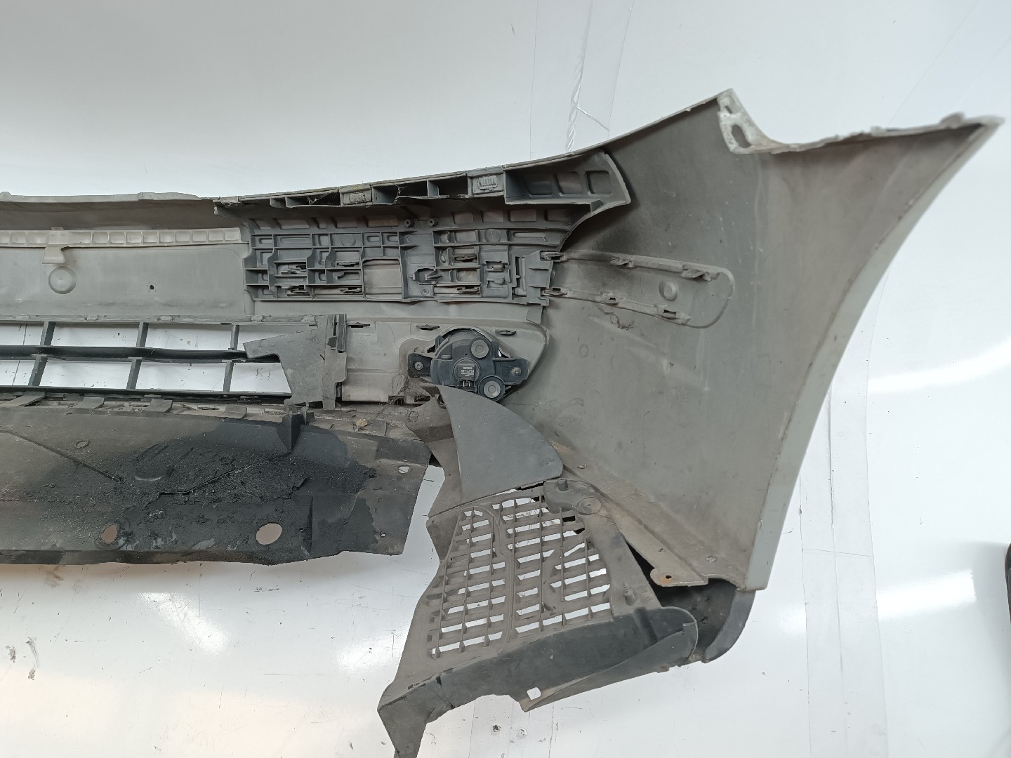 Para Choques Frente RENAULT LAGUNA II (BG0/1_) | 01 - 07