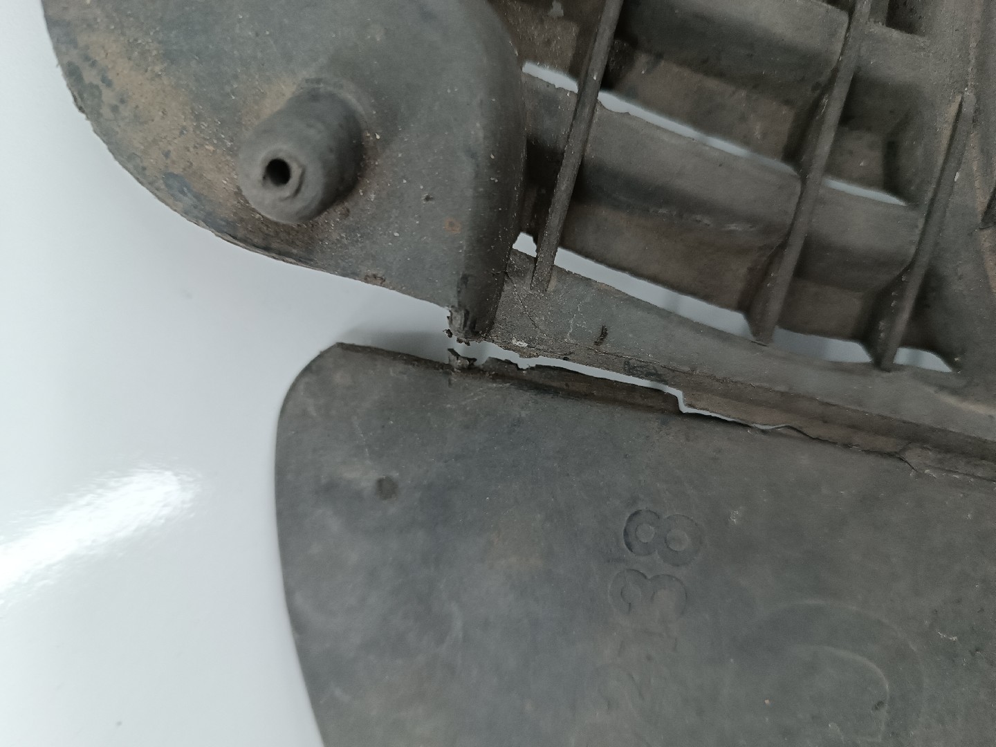 Acabamento de cava de roda RENAULT LAGUNA II (BG0/1_) | 01 - 07 Imagem-3