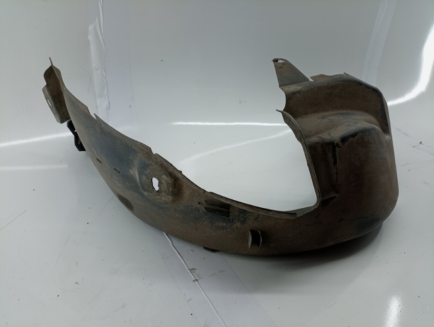 Cava de Roda Traseira Esquerda RENAULT LAGUNA II Grandtour (KG0/1_) | 01 - 07 Imagem-1