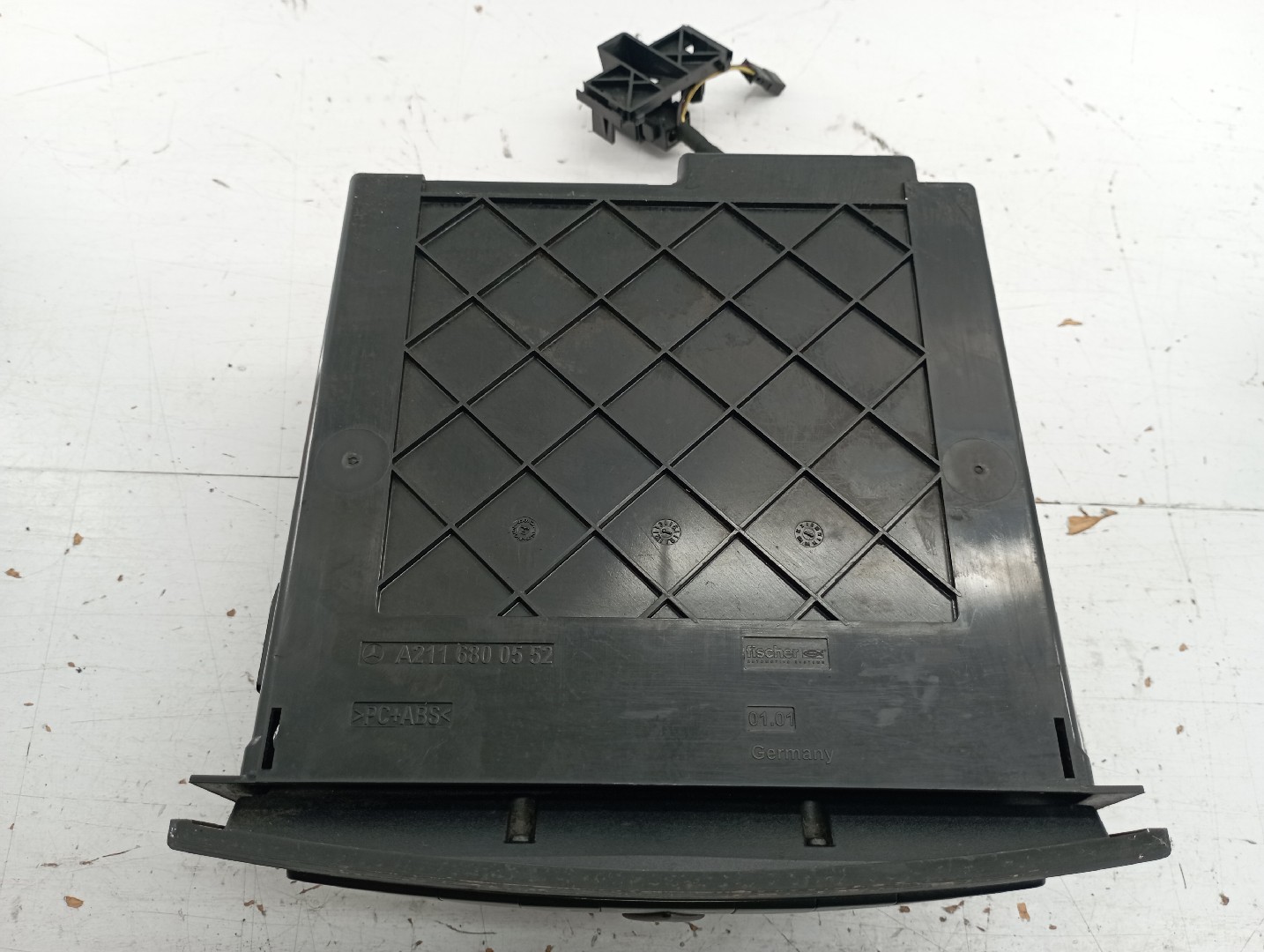Comutador de consola central MERCEDES-BENZ E-CLASS (W211) | 02 - 09 Imagem-1