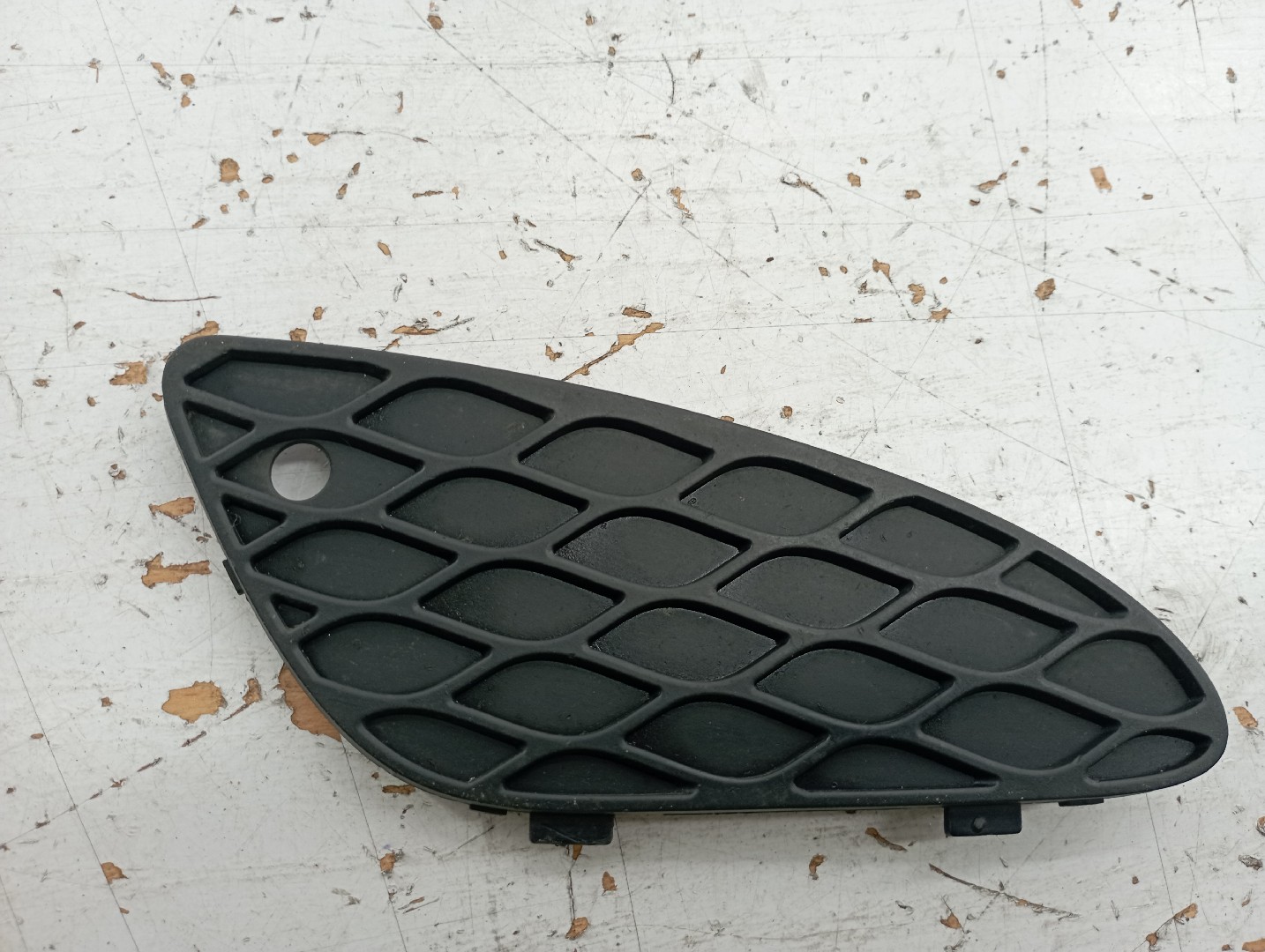 Grelha de para-choques MERCEDES-BENZ E-CLASS (W211) | 02 - 09