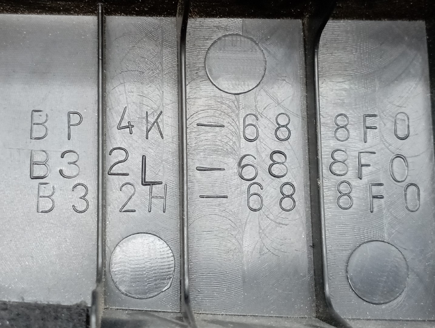 Cobertura inferior da mala MAZDA 3 (BK) | 03 - 09 Imagem-4