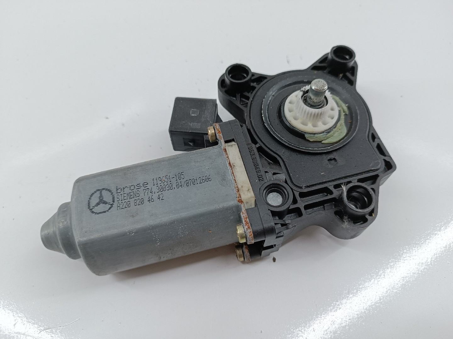 Motor do Elevador Porta Frente Esquerdo MERCEDES-BENZ C-CLASS T-Model (S203) | 01 - 07