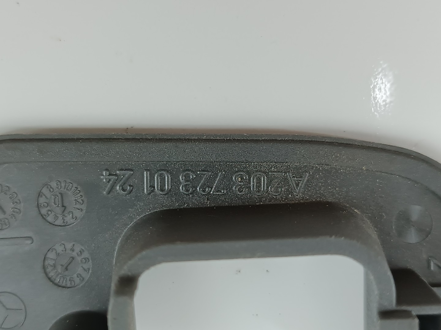 Acabamento de porta MERCEDES-BENZ C-CLASS T-Model (S203) | 01 - 07 Imagem-1