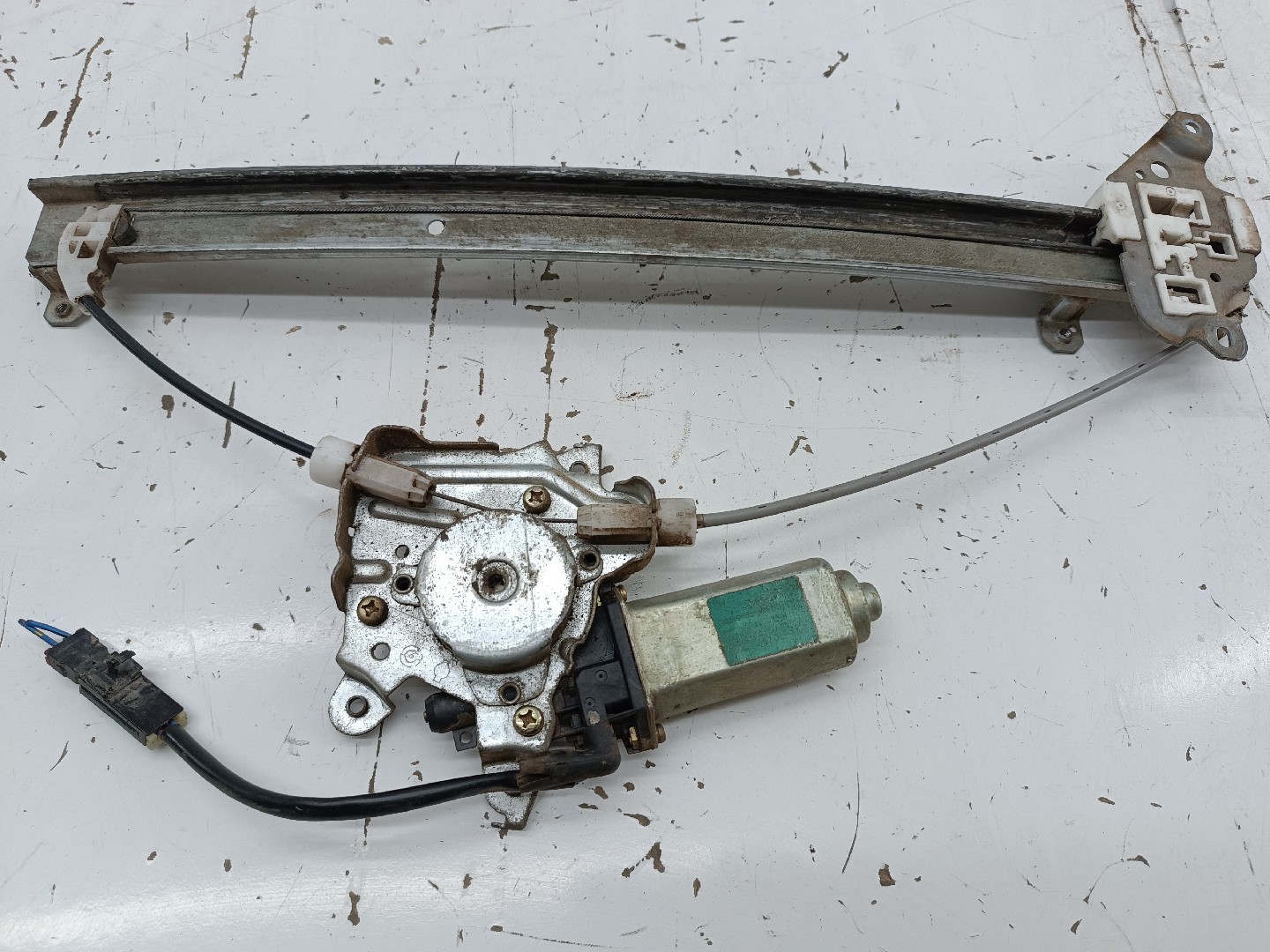 Motor e elevador de vidro trás direito NISSAN NAVARA Camião de plataforma/chassis (D22) | 97 -  Imagem-5