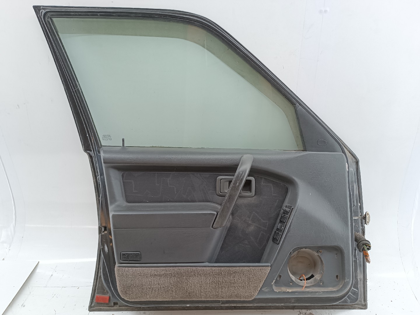 Porta Frente Esquerda VOLVO 460 L (464) | 88 - 96