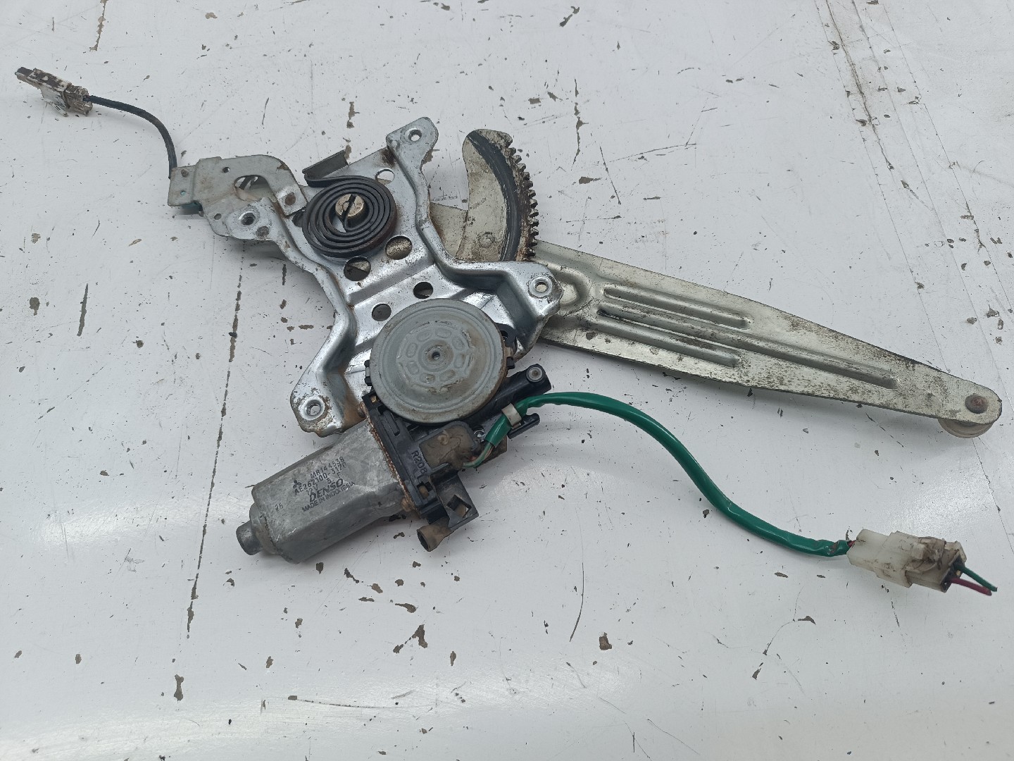 Motor e elevador de vidro trás direito MITSUBISHI L 200 (K7_T, K6_T) | 96 - 11 Imagem-5