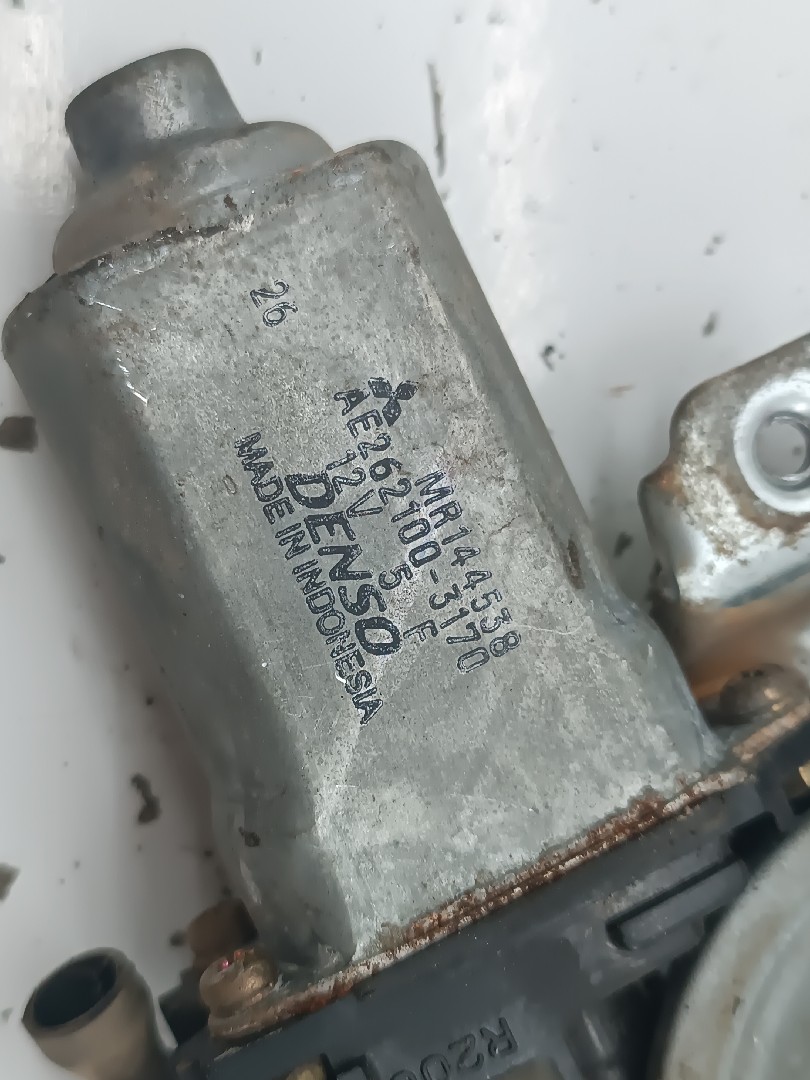 Motor e elevador de vidro trás direito MITSUBISHI L 200 (K7_T, K6_T) | 96 - 11 Imagem-3
