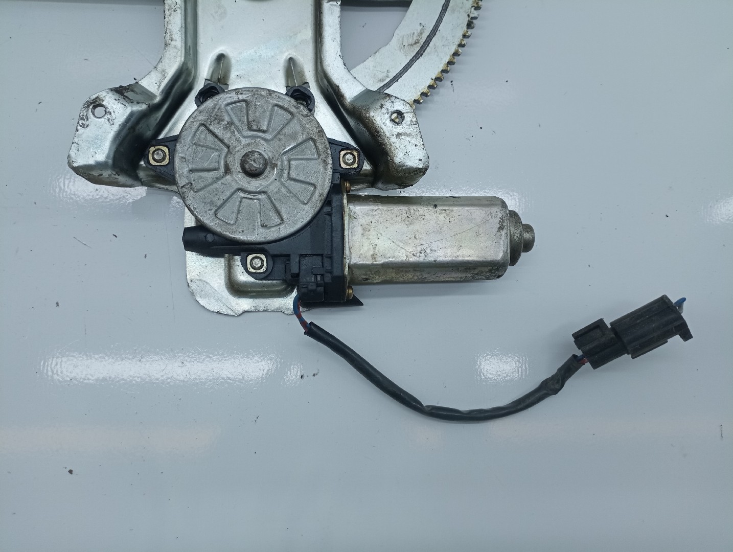 Motor e elevador de vidro frente direito LAND ROVER DISCOVERY II (L318) | 98 - 04 Imagem-1