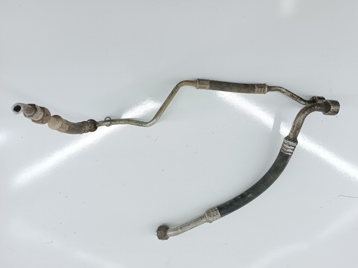 Tubo de Ar Condicionado VOLVO 460 L (464) | 88 - 96 Imagem-1