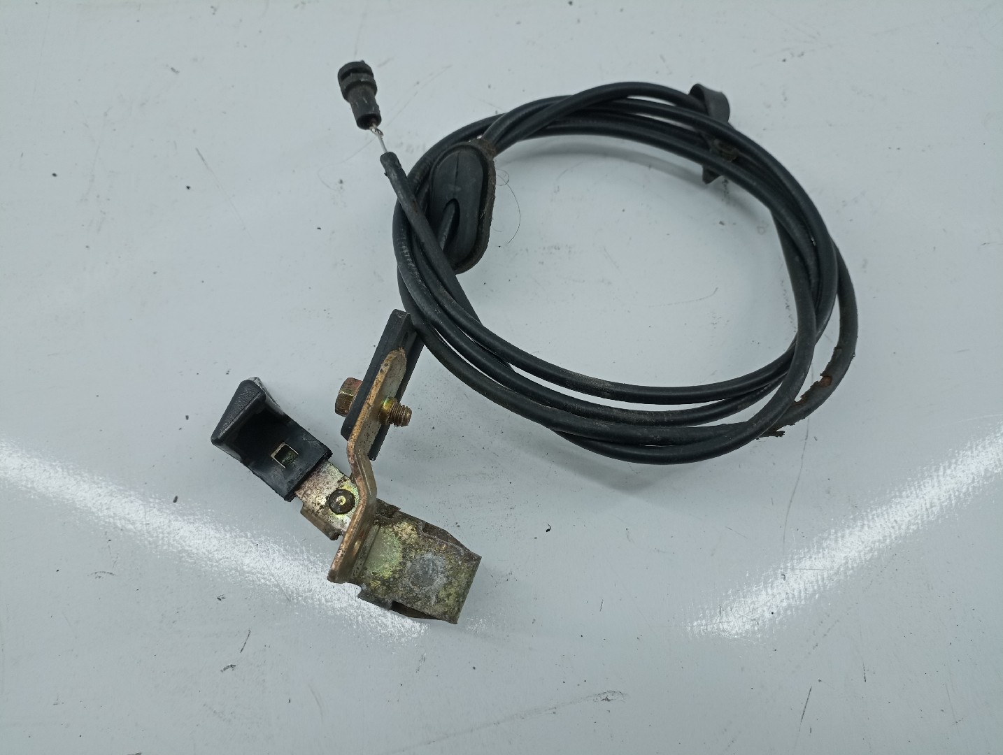 Cabo de fecho capô VOLVO 440 K (445) | 88 - 96