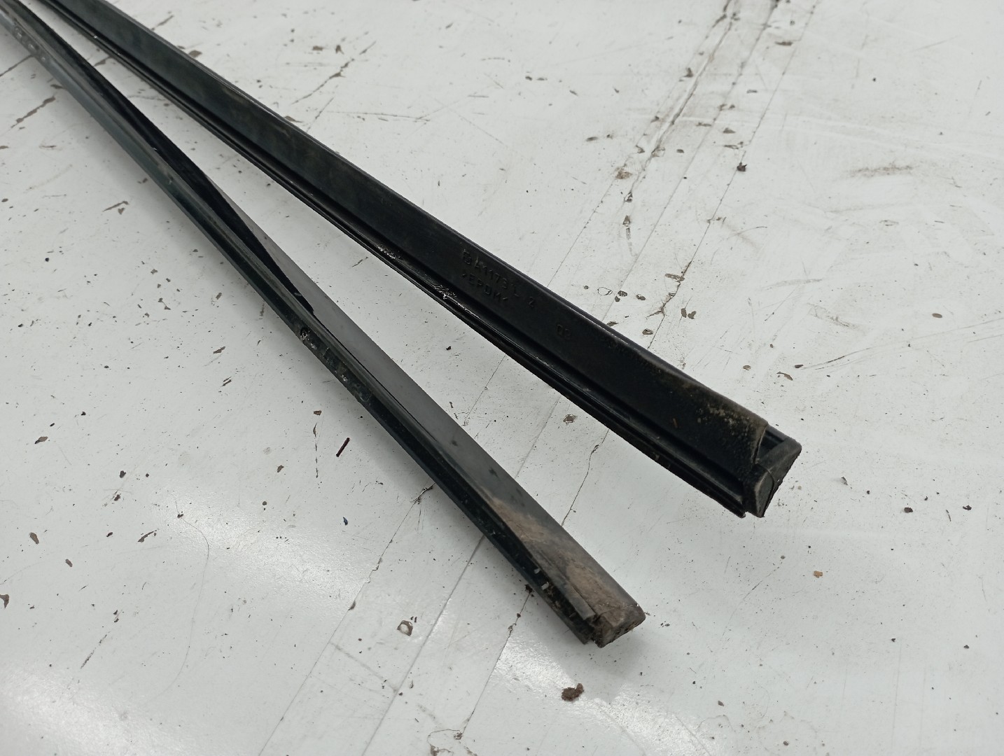 Friso do Tejadilho MERCEDES-BENZ E-CLASS (W211) | 02 - 09 Imagem-4