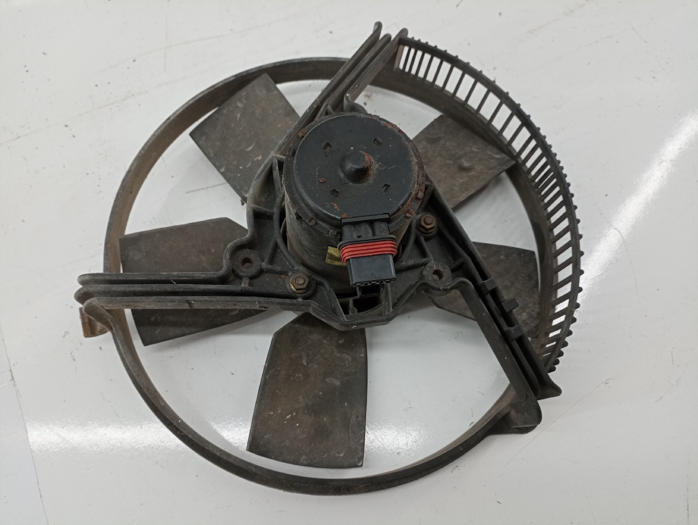 Termo ventilador VOLVO 440 K (445) | 88 - 96 Imagem-1