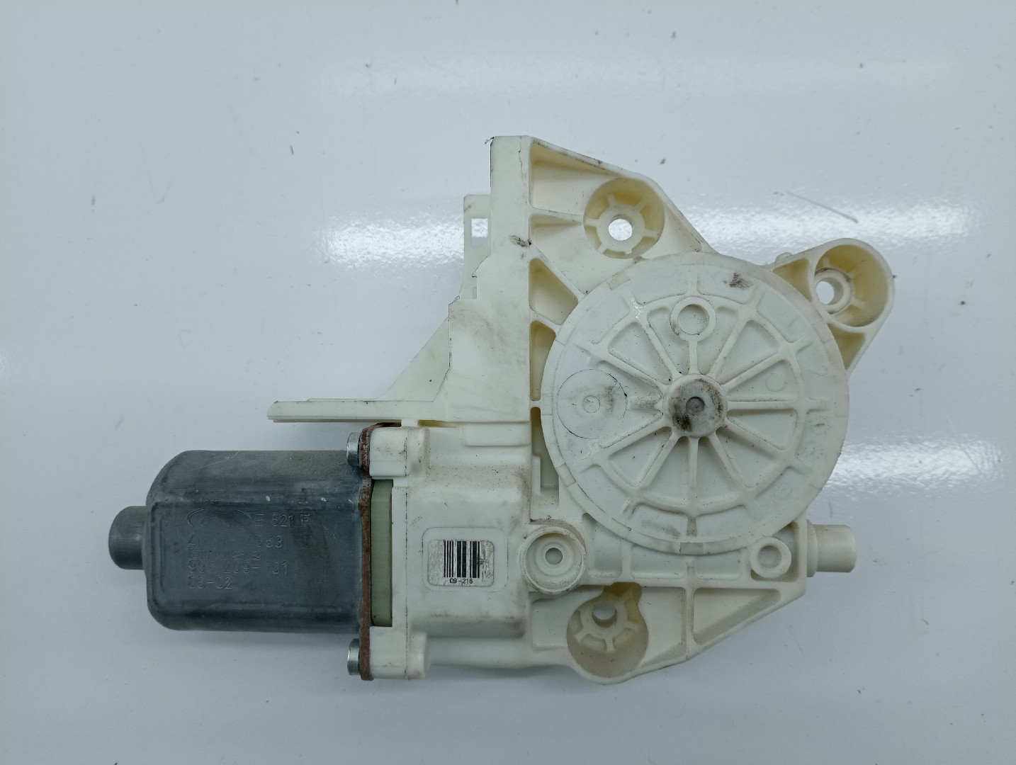 Motor de vidro frente direito FORD FOCUS II (DA_, HCP, DP) | 04 - 13