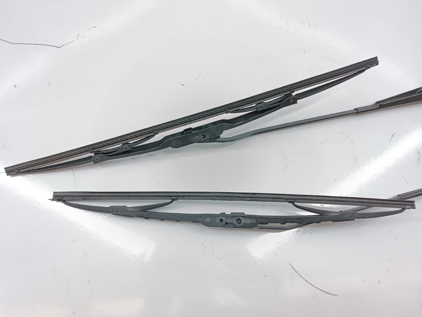 Braços das escovas frente CITROEN SAXO Hatchback van (S3_) | 97 - 03 Imagem-1