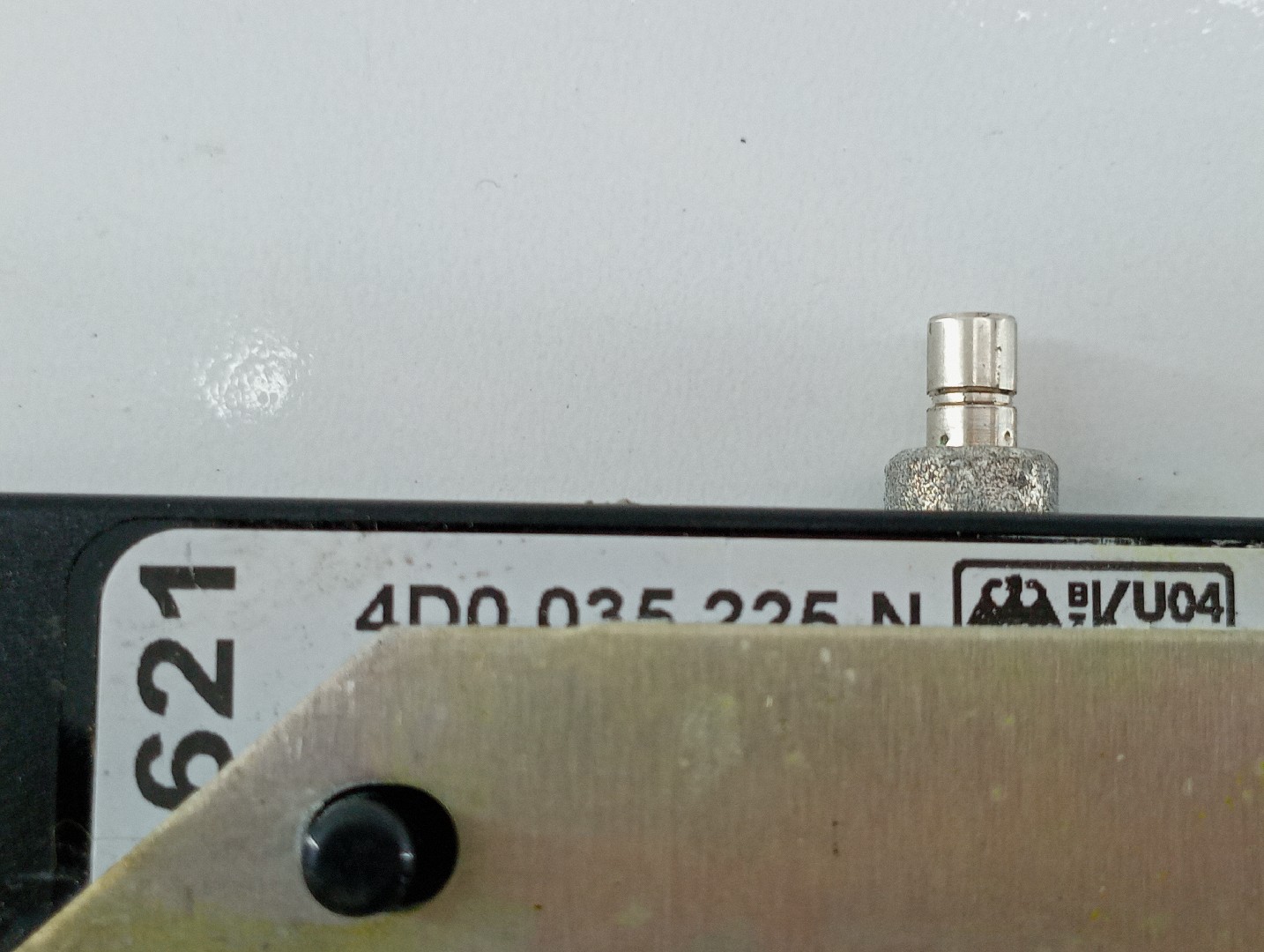 Amplificador de antena AUDI A8 (4D2, 4D8) | 94 - 05 Imagem-3