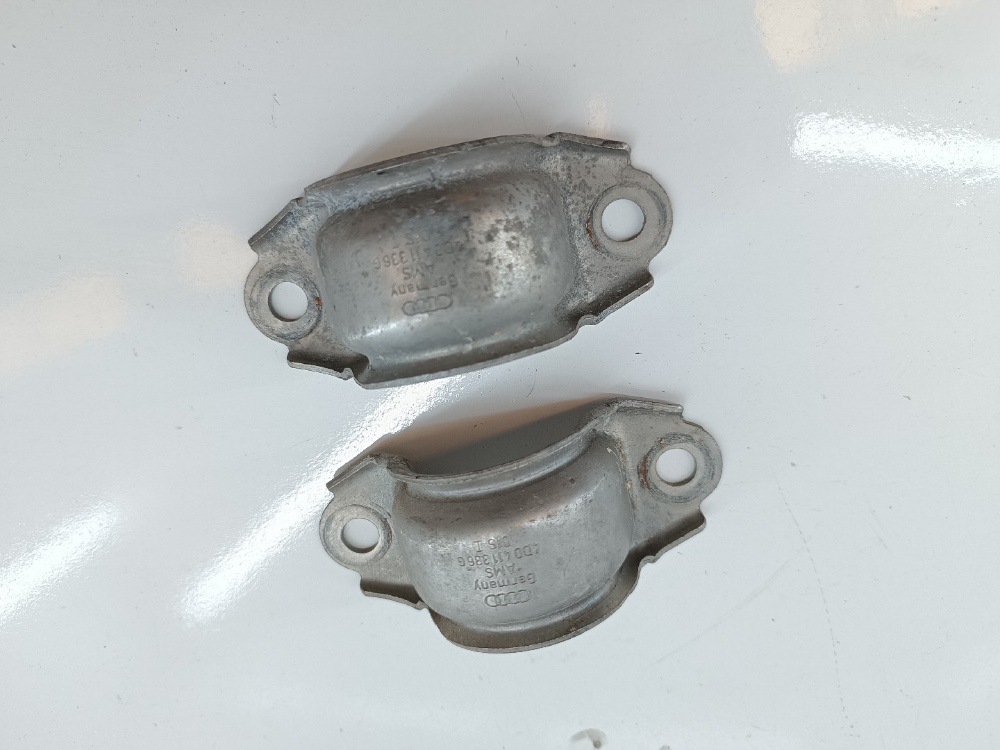 Suporte da Barra Estabilizadora AUDI R8 (422, 423) | 07 - 15