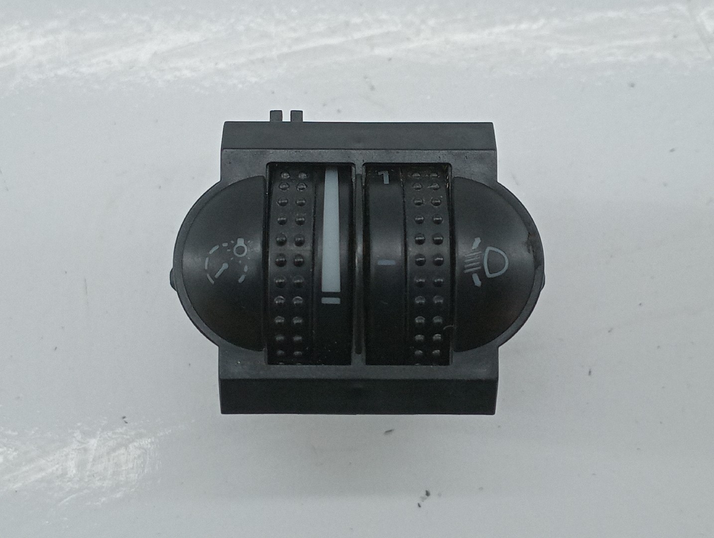 Regulador de luzes VOLKSWAGEN POLO (6N2) | 99 - 01