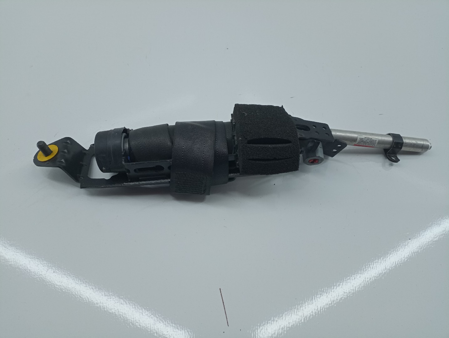 Pre Tensor do Cinto Direito VOLVO C30 (533) | 06 - 13