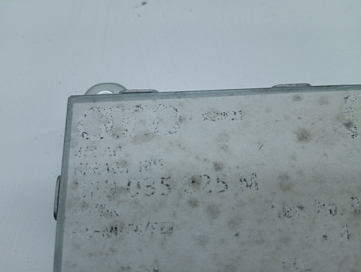 Amplificador de antena AUDI A4 Avant (8E5, B6) | 00 - 05 Imagem-3