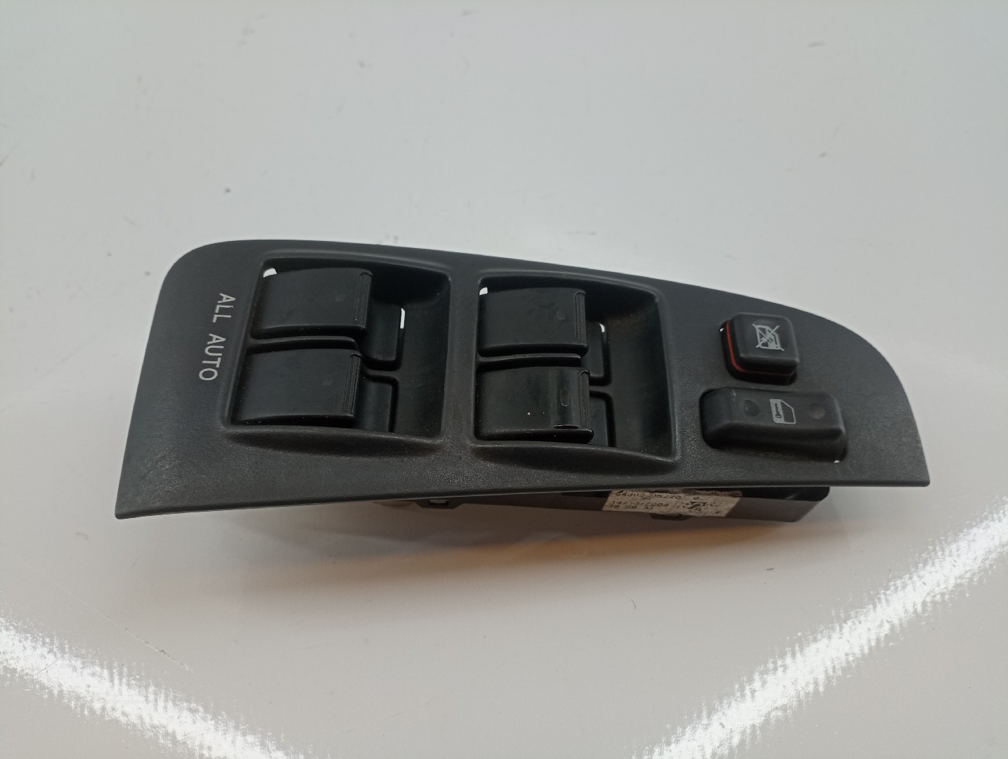 Interruptor Vidros Tras Direito TOYOTA AVENSIS (_T25_) | 03 - 08 Imagem-1