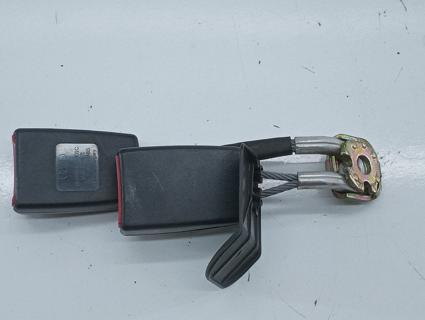 Encaixe cinto traseiro AUDI A4 Avant (8E5, B6) | 00 - 05