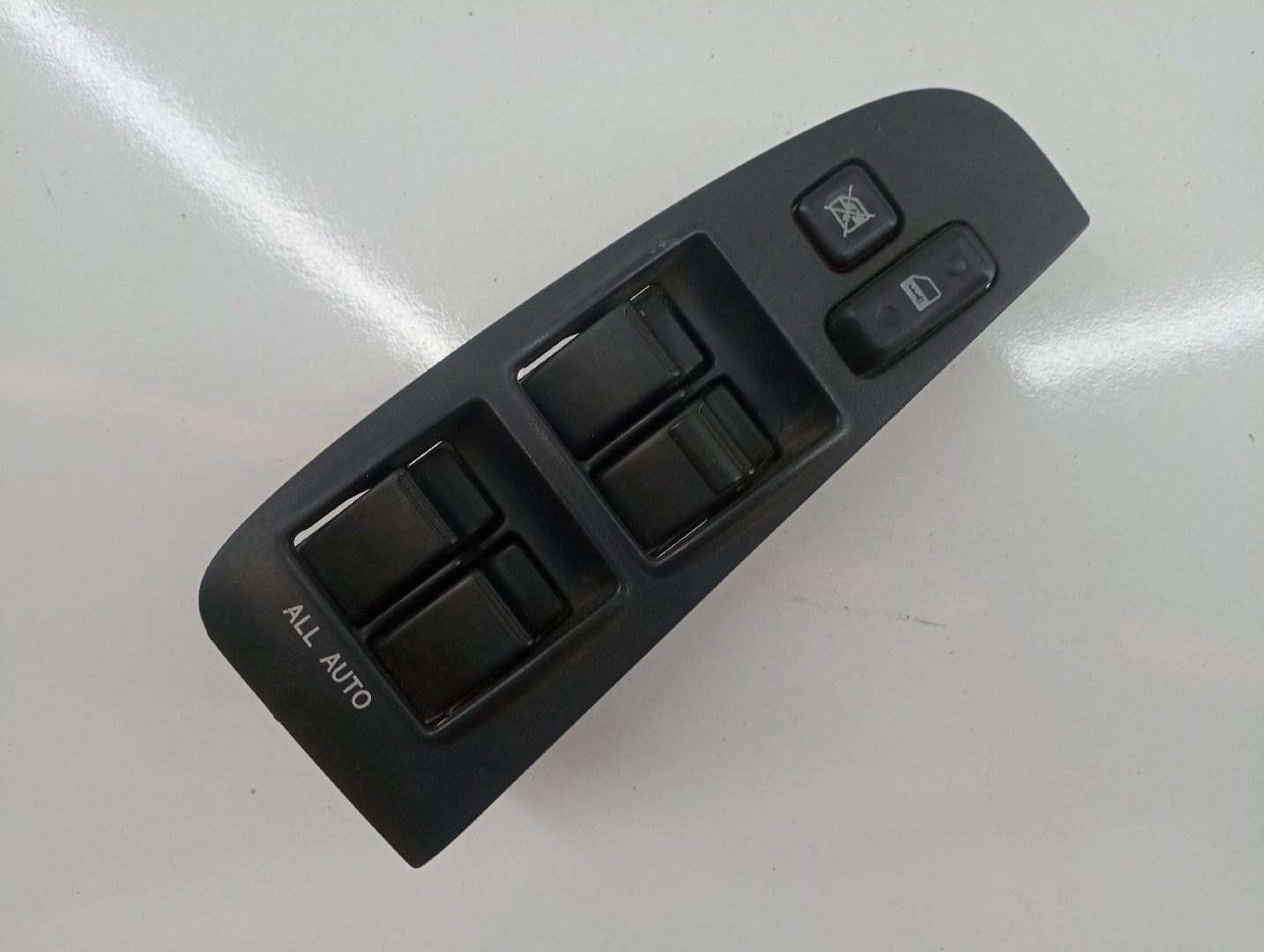 Interruptor Vidros Frente Esquerdo TOYOTA AVENSIS (_T25_) | 03 - 08 Imagem-4