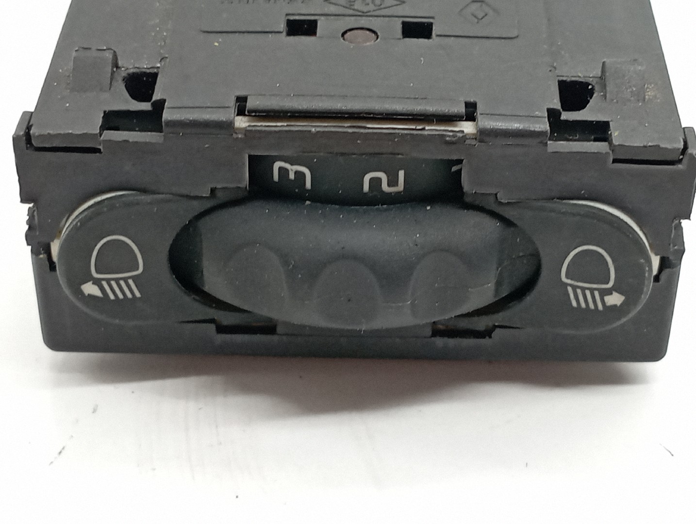 Regulador de luzes RENAULT MEGANE I (BA0/1_) | 95 - 04 Imagem-3