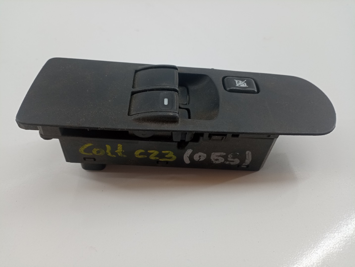 Comutador de vidro frente esquerdo MITSUBISHI COLT VI (Z3_A, Z2_A) | 02 - 12 Imagem-1