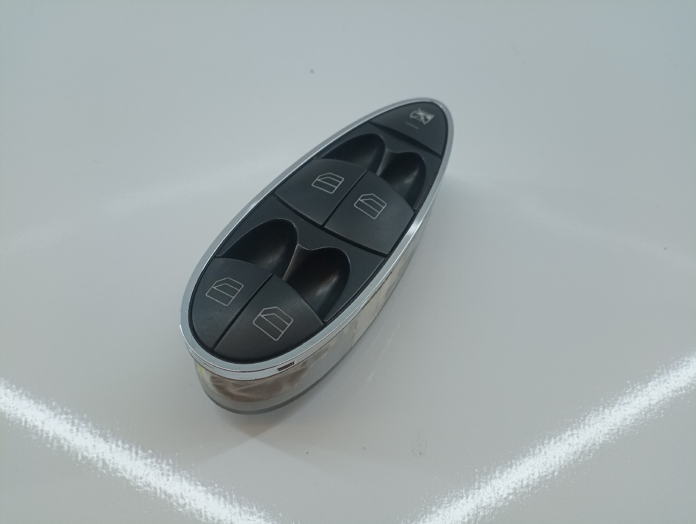 Comutador de vidro frente esquerdo MERCEDES-BENZ E-CLASS T-Model (S211) | 03 - 09
