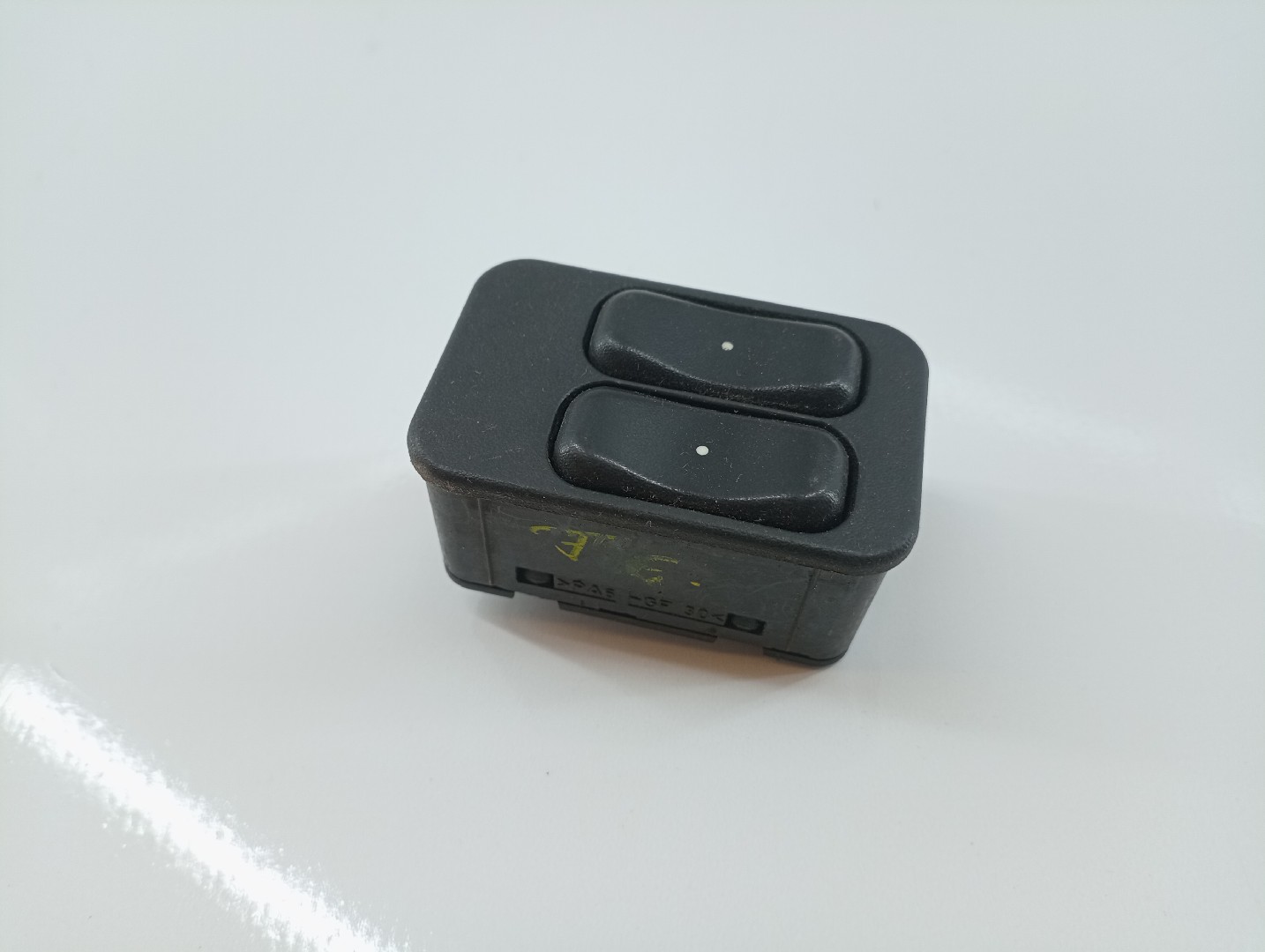 Comutador de vidro frente esquerdo OPEL ASTRA G Hatchback (T98) | 98 - 09 Imagem-1