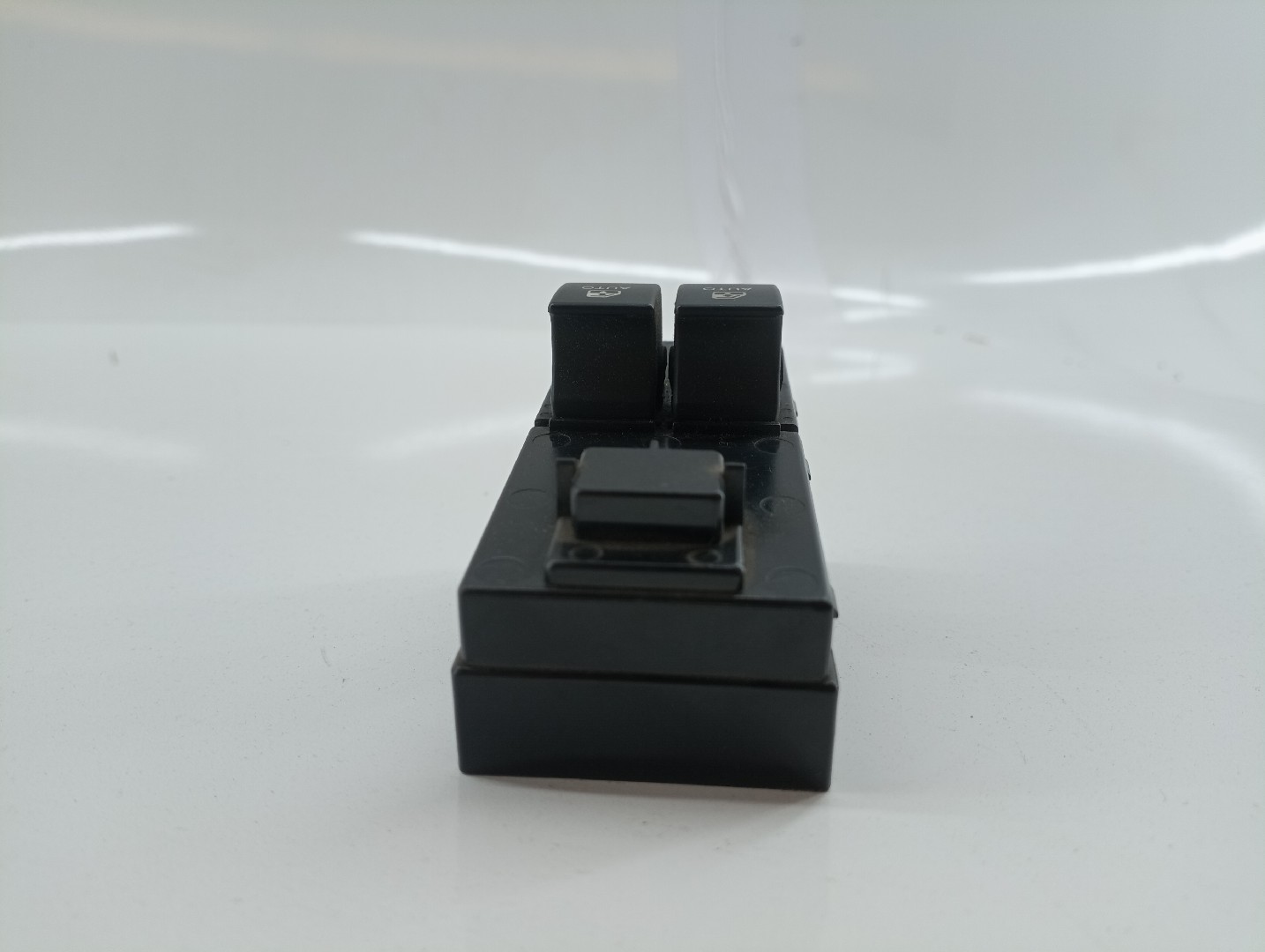 Comutador de vidro frente esquerdo KIA CEED SW (ED) | 07 - 12 Imagem-3