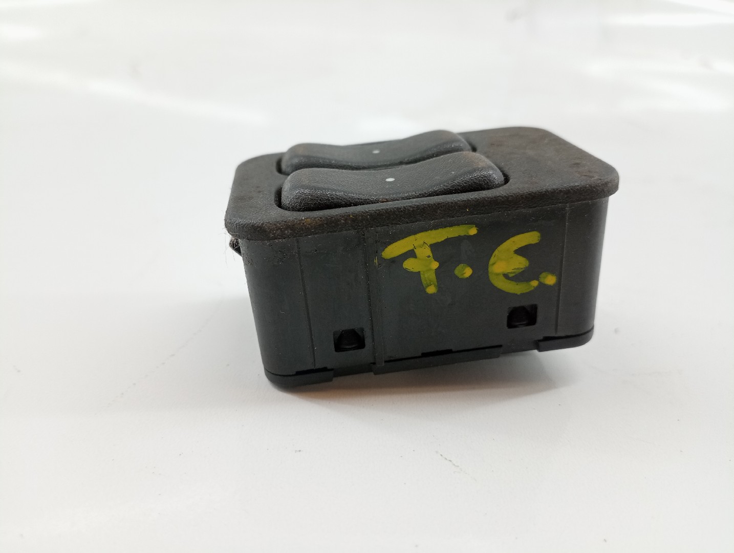 Interruptor Vidros Frente Esquerdo OPEL CORSA C (X01) | 00 - 09 Imagem-2
