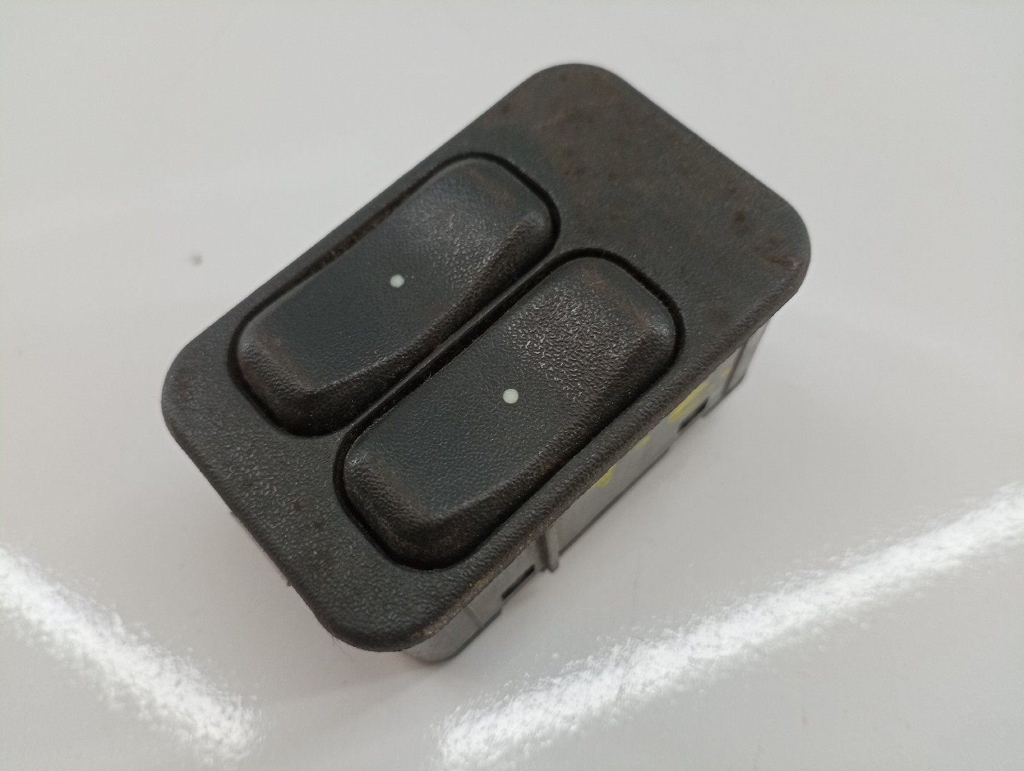 Interruptor Vidros Frente Esquerdo OPEL CORSA C (X01) | 00 - 09 Imagem-1