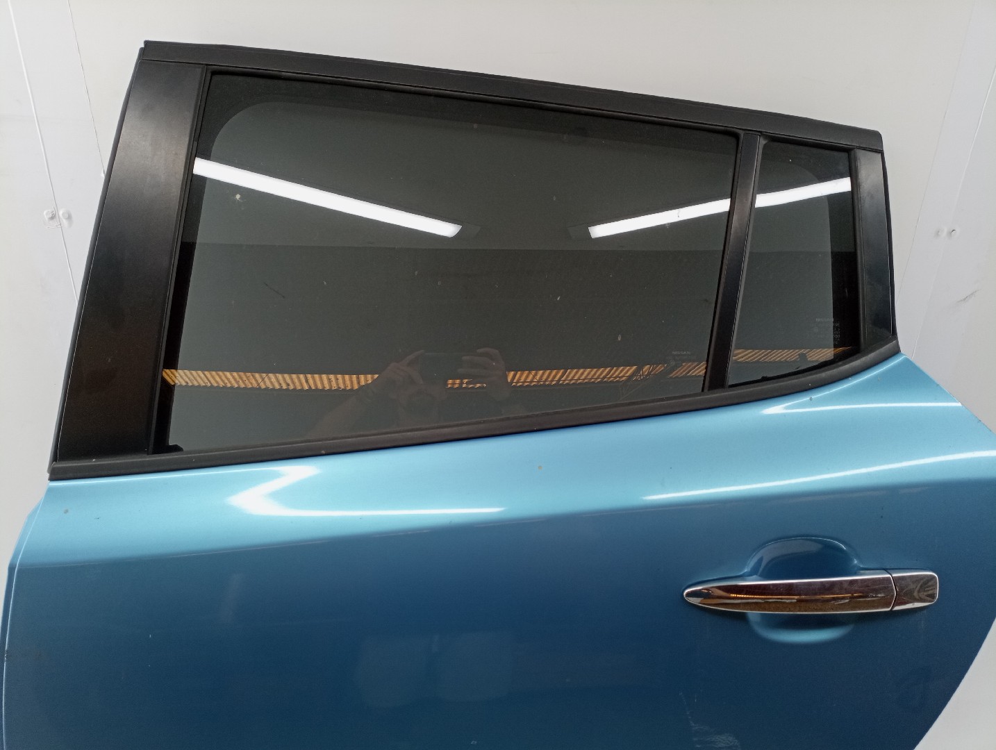 Porta Traseira Esquerda NISSAN LEAF (ZE0) | 10 -  Imagem-3