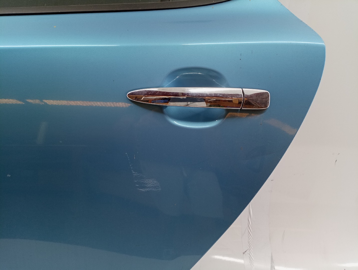 Porta Traseira Esquerda NISSAN LEAF (ZE0) | 10 -  Imagem-1