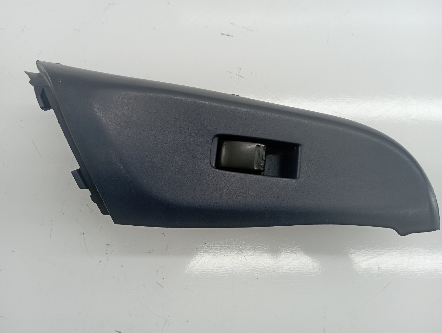 Comutador de vidro frente direito NISSAN ALMERA II (N16) | 00 -  Imagem-1