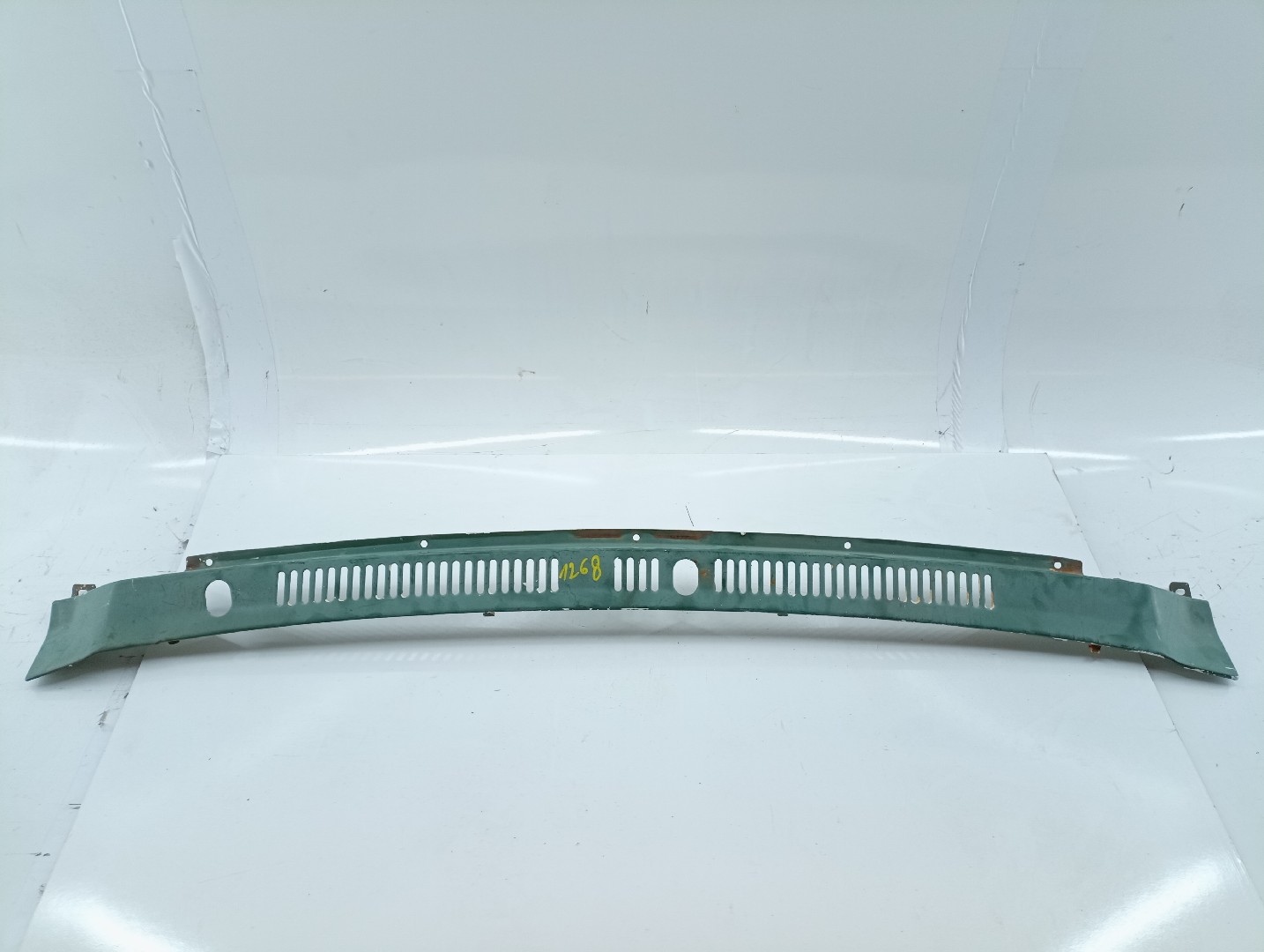 Grelha de torpedo NISSAN PATROL III/2 Hardtop (K260) | 84 - 98