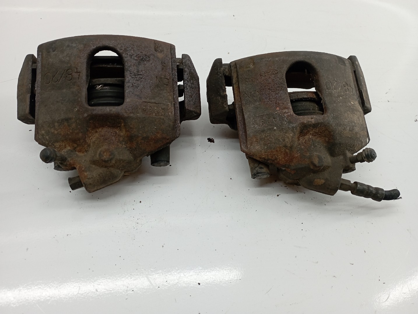 Conjunto (2) Pinças Travão FORD FIESTA III (GFJ) | 89 - 97 Imagem-4