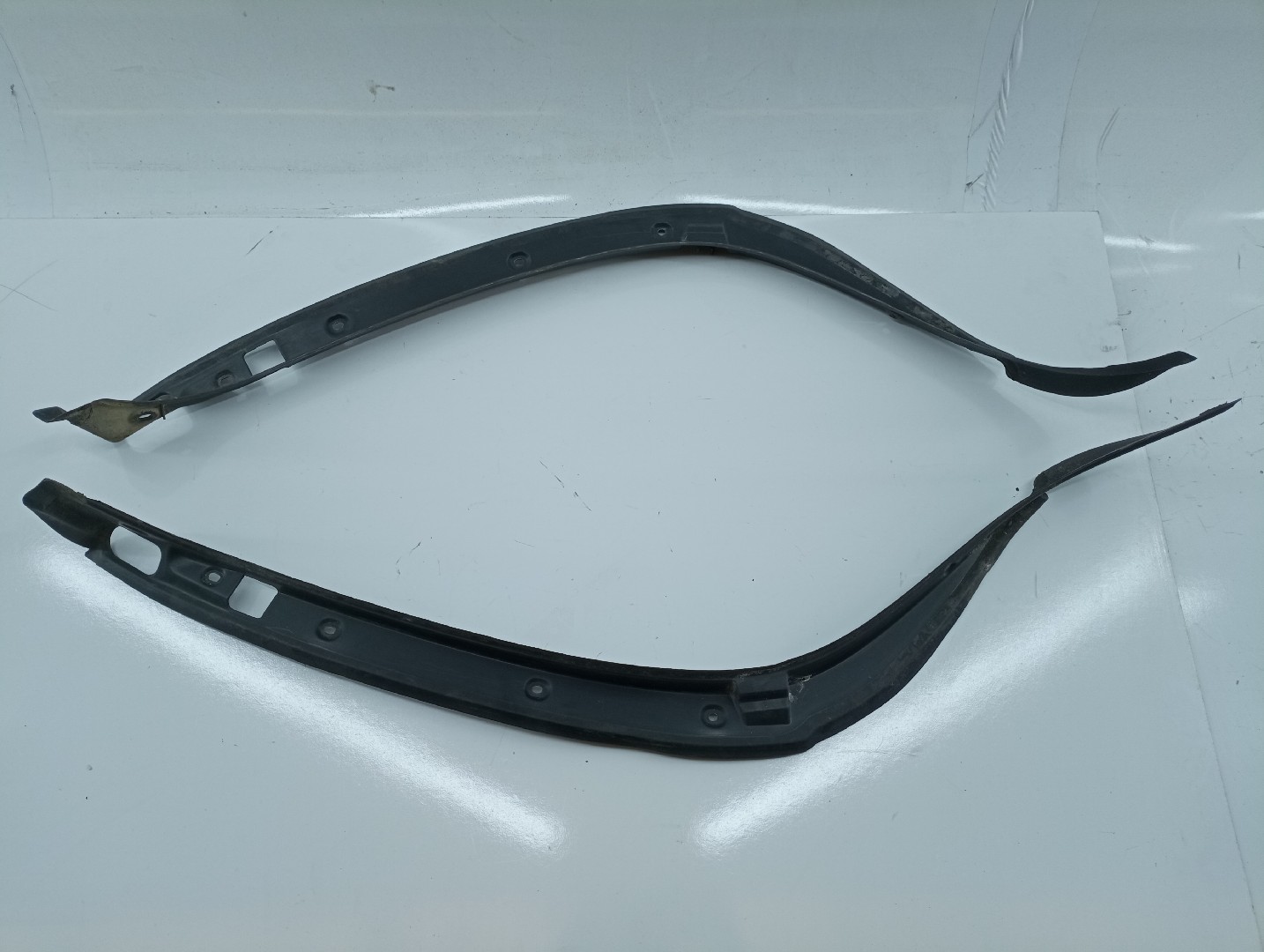 Acabamento esq/drt de mala(plásticos) MERCEDES-BENZ C-CLASS T-Model (S203) | 01 - 07 Imagem-3