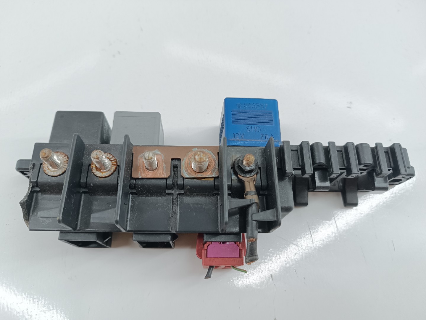 Caixa de fusíveis e relés VOLKSWAGEN PASSAT (3B3) | 00 - 05