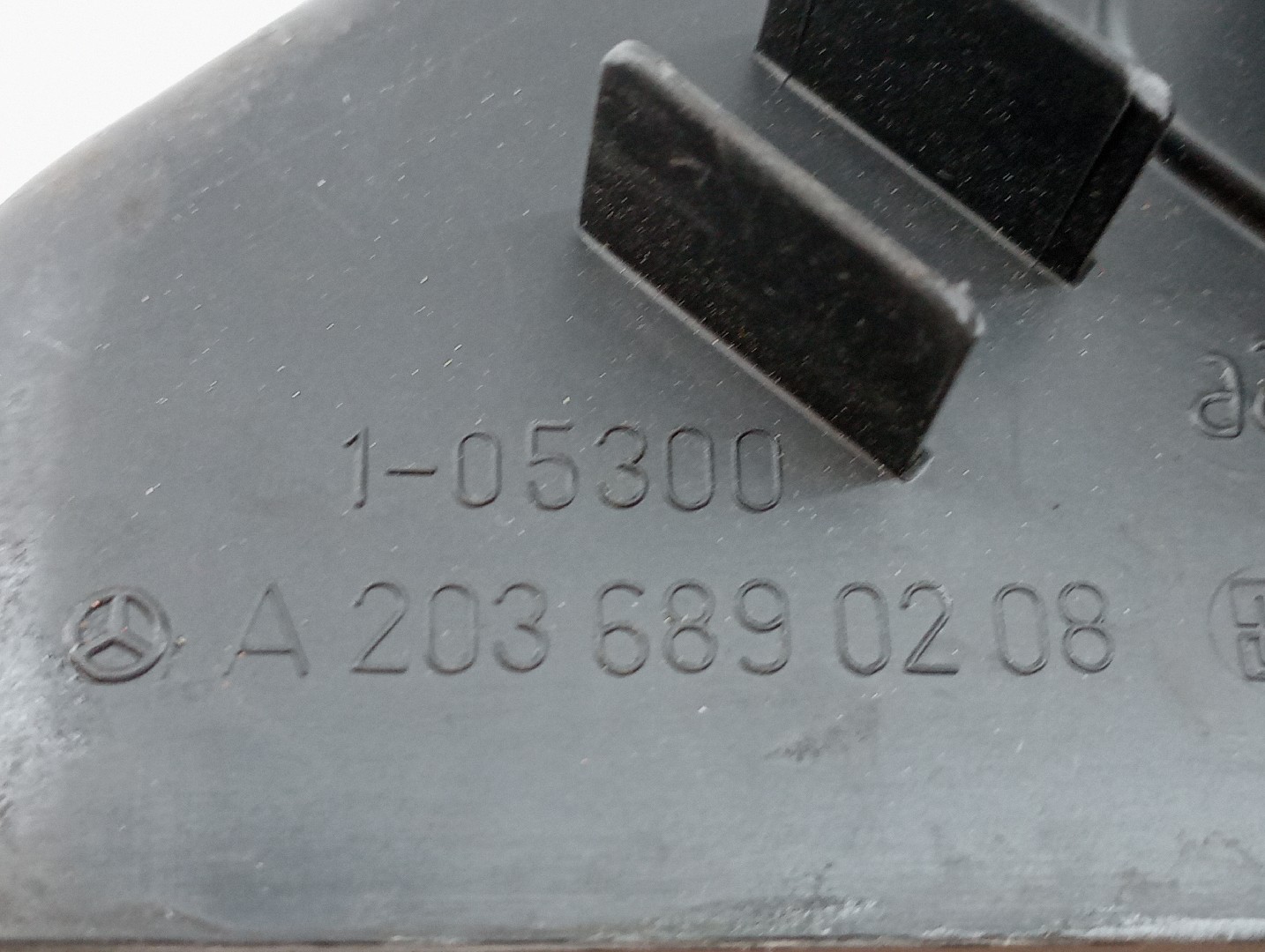 Acabamento inferior do tablier MERCEDES-BENZ C-CLASS T-Model (S203) | 01 - 07 Imagem-1