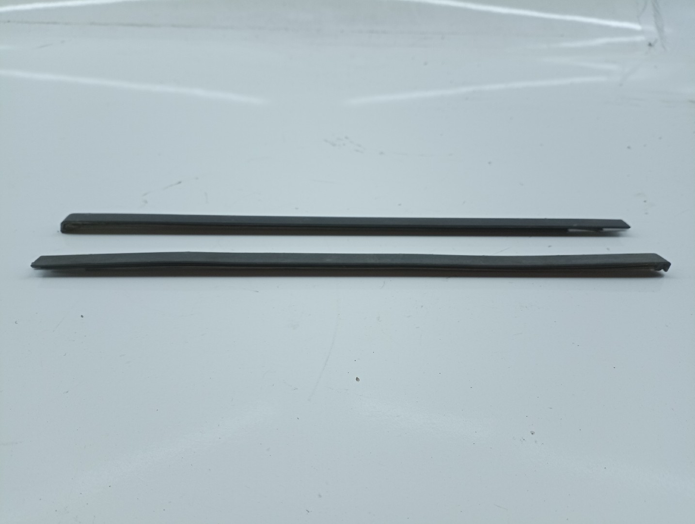 Acabamento exterior VOLKSWAGEN GOLF IV (1J1) | 97 - 07 Imagem-2