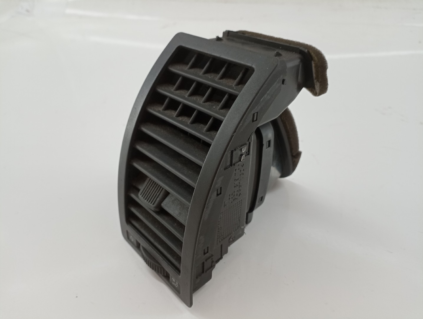 Difusor de ar direito VOLKSWAGEN POLO (9N_) | 01 - 14 Imagem-2