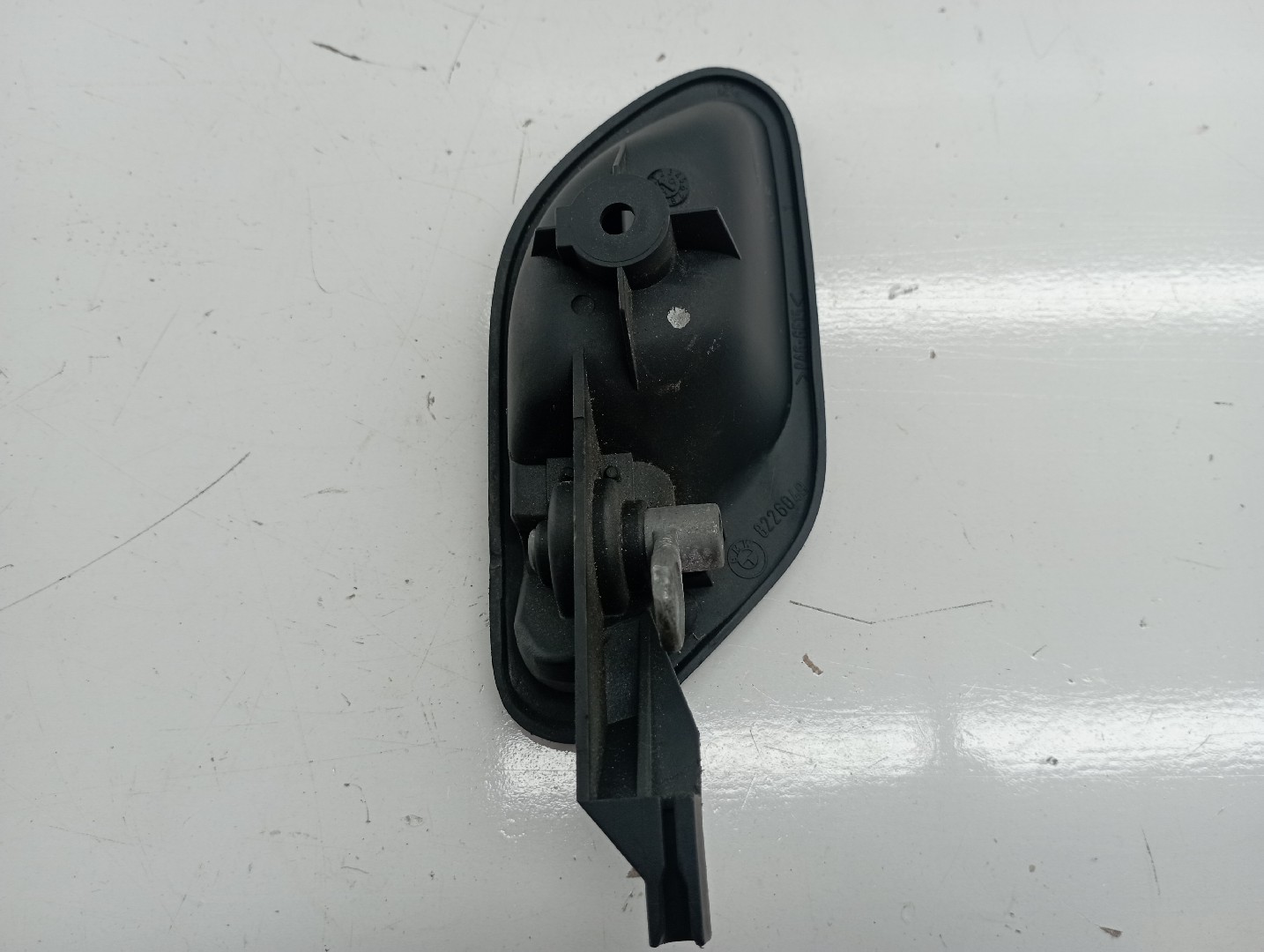 Puxador Interior Porta Tras Esquerdo BMW 5 (E39) | 95 - 03 Imagem-1