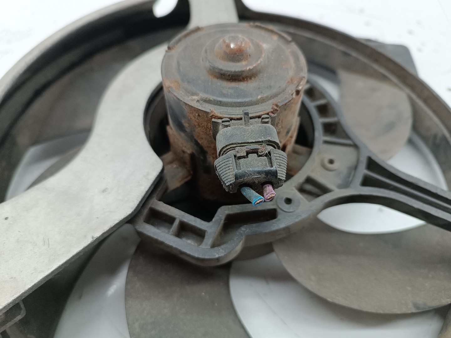 Termo ventiladores ROVER 400 (RT) | 95 - 00 Imagem-2